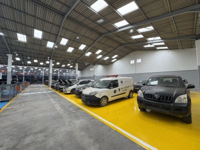 Stellantis nimmt drittes Demontagezentrum in Betrieb