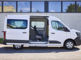IAA Transportation: Nissan zeigt zwei Spezialumbauten für Interstar - Bild 2