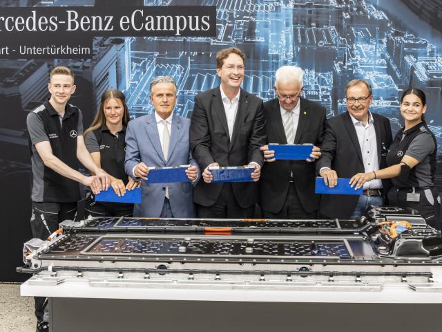 Mercedes-Benz legt Grundstein für e-Campus - Bild 1