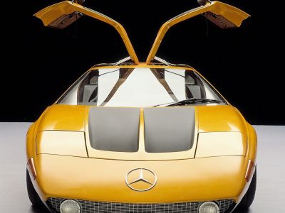 „Cars“ von Andy Warhol zu Besuch in Los Angeles