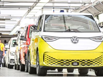 Mit dem VW ID Buzz Klima und Arten schützen