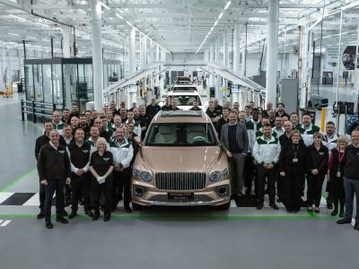 Bentley beginnt mit der Produktion des Bentayga EWB