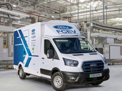 Ford rüstet acht E-Transit auf Brennstoffzelle um