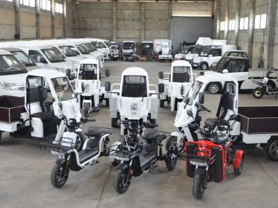 Lastenmopeds von Ari als Dienstroller