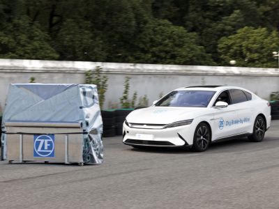 ZF präsentiert erstmals neues Brake-by-Wire-System
