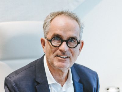 Autohandel-Mogul Burkhard Weller traut Chinesen 15 Prozent Marktanteil zu