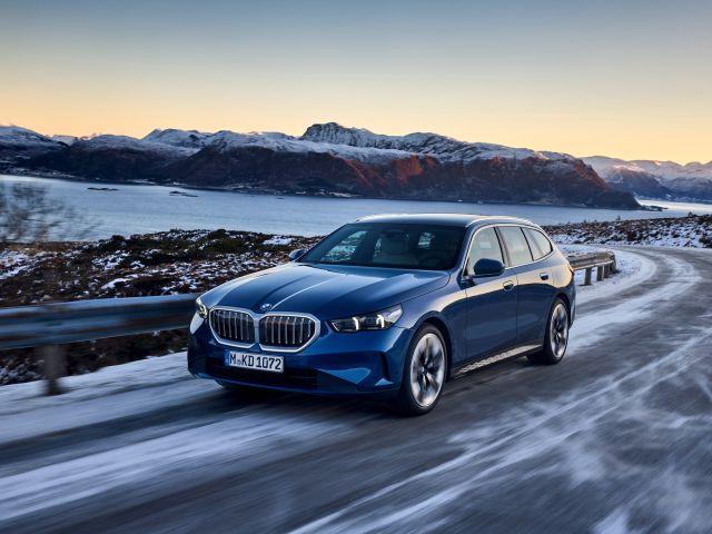 BMW 5er Touring wächst deutlich - Bild 1