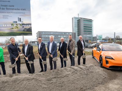Porsche setzt ersten Spatenstich für neues Qualifizierungszentrum