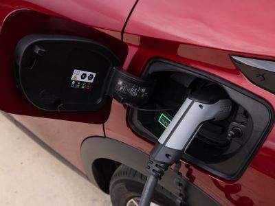 „Geplante E-Auto-Förderung geht am Massenmarkt vorbei“