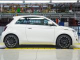 Fiat beginnt mit Vorserienfertigung des neuen 500 Hybrid - Bild 11