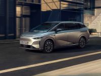 Xpeng X9: Neuer Luxus-Van mit hoher Ladeleistung