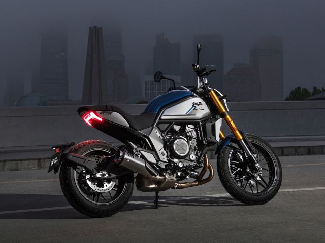 Die CF Moto 700 CL-X kommt für 7199 Euro - Bild 1