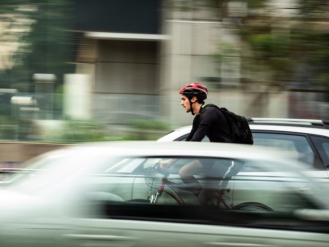 Ratgeber: Sicherer Start in die Fahrradsaison - Bild 1