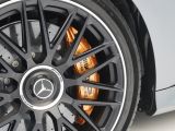 Der Mercedes-AMG S 63 legt die Latte ein Stück höher - Bild 8