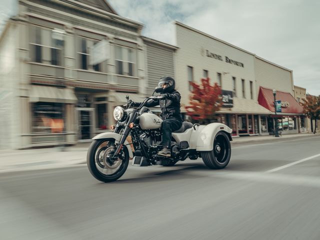 Harley-Davidson Freewheeler lebt auf größeren Füßen - Bild 1
