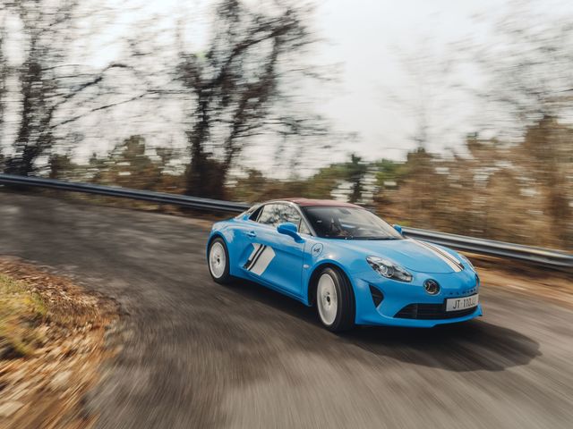 Alpine erninnert mit Sondermodell an Sieg - Bild 1