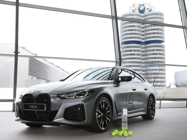 Der Sieger fährt mit einem BMW i4 M50 heim - Bild 1