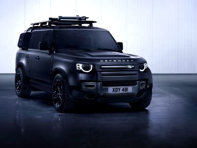 Land Rover kommt mit dem Defender 130 Outbound