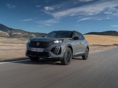 „Goldenes Lenkrad“ für vier Elektroautos