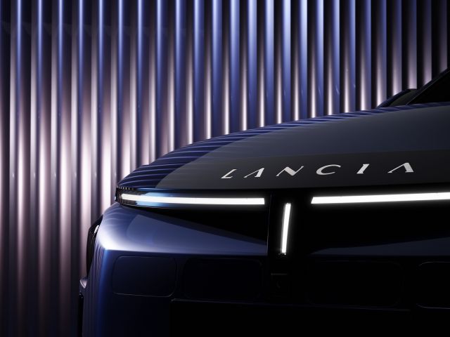 Der Lancia Ypsilon zeigt erstmals sein Gesicht - Bild 1