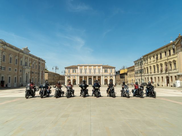 Harley-Davidson und Bella Italia rufen - Bild 1
