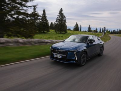 DS No. 8 AWD Long Range jetzt auch als Pallas