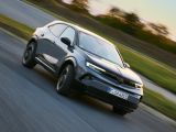 Opel startet GSE-Kampagne mit Sophia Flörsch - Bild 2
