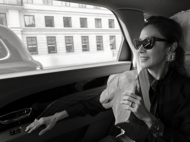 Michelle Yeoh wird Markenbotschafterin für Bentley - Bild 1