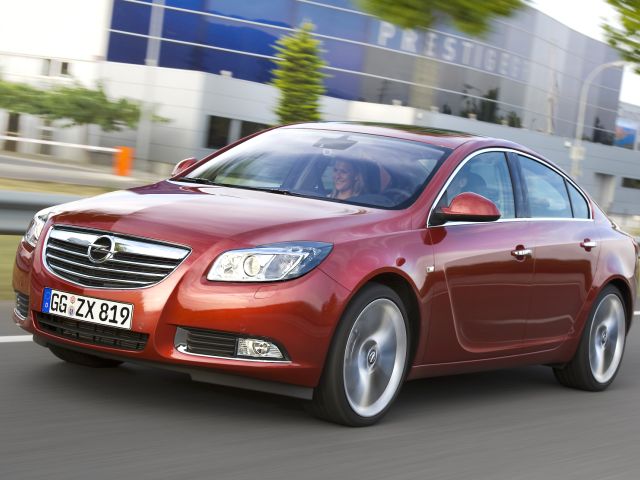 Opel ruft den Insignia A in die Werkstatt - Bild 1