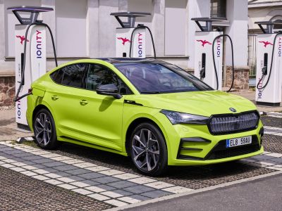 Der Skoda Enyaq startet den Ladevorgang automatisch