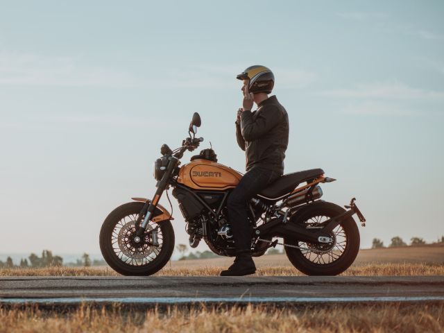 Die Ducati Scrambler macht die 100.000 voll - Bild 1
