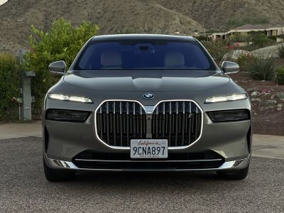 BMW 7er und i7: Ein neuer Standard