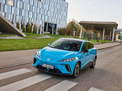 Fahrbericht MG 4 Electric: Kontrahent zum Kampfpreis