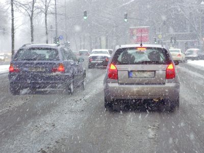 Ratgeber: Mit dem Auto sicher durch den Winter