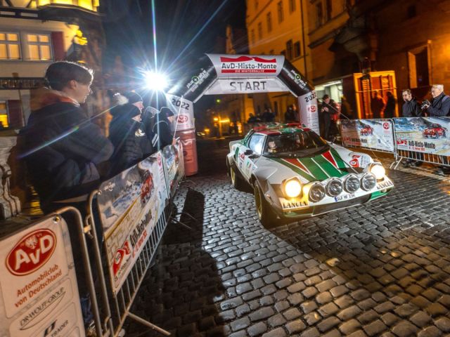 73 Autos starten bei der AvD-Histo-Monte - Bild 1