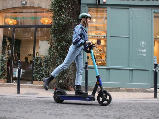 Ratgeber: Mit dem E-Scooter unterwegs - Bild 1