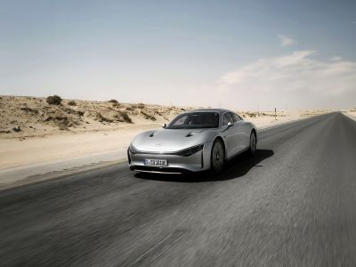Mercedes-Benz Vision EQXX kommt mit 7,4 kWh aus