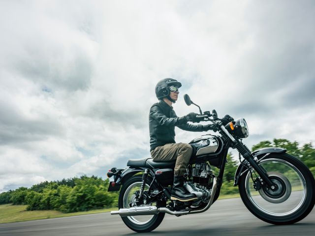 Kawasaki entschleunigt - Bild 1