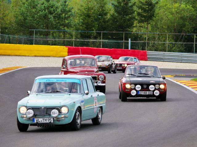 Die AvD-Histo-Tour bietet noch Platz - Bild 1