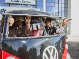 Zwei Bullis aus Malaysia besuchen ihre Geburtsstätte - Bild 2