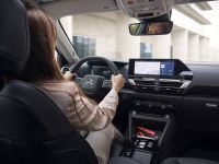 Gemini, Alexa oder Nomi nehmen im Auto Platz